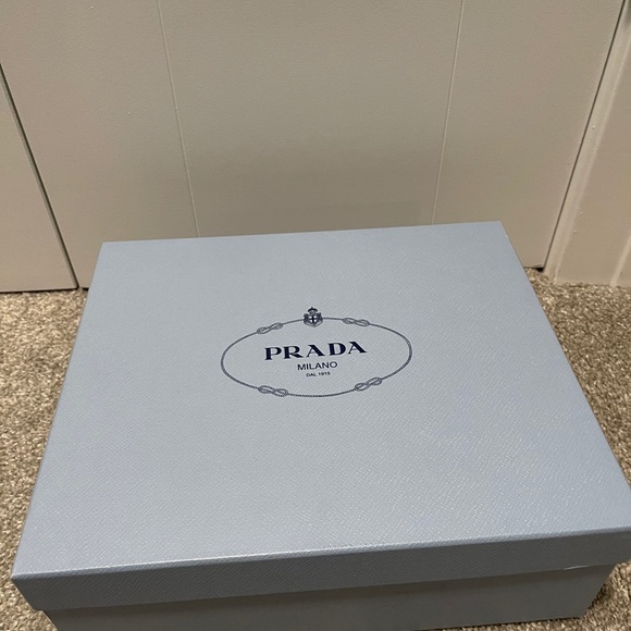 Prada patent leather shoes - Picture 6 of 6